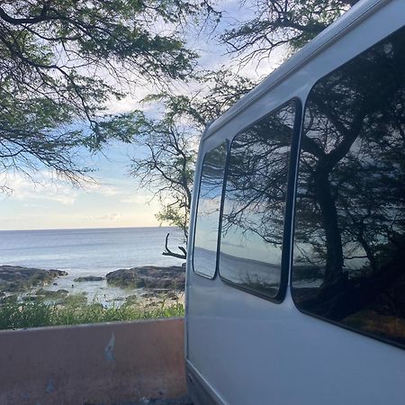 Oahu Camper Adventures Otel Kailua Dış mekan fotoğraf