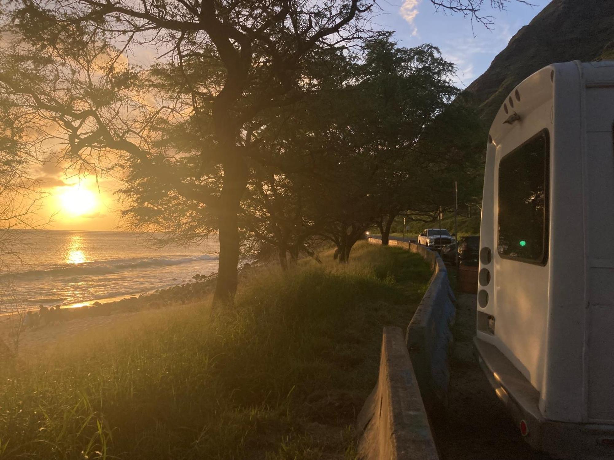 Oahu Camper Adventures Otel Kailua Dış mekan fotoğraf