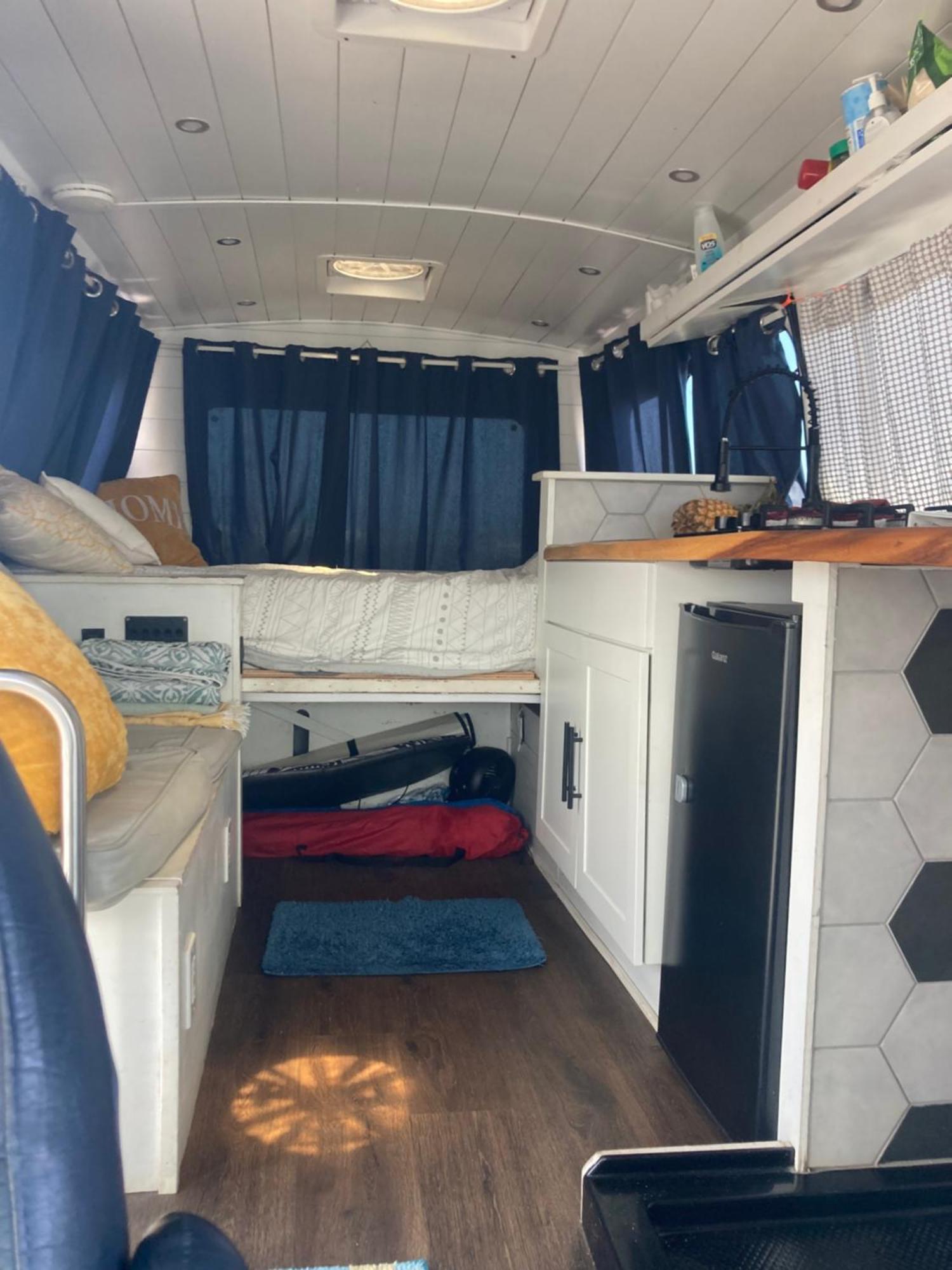 Oahu Camper Adventures Otel Kailua Dış mekan fotoğraf